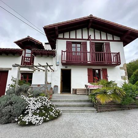 Aparthotel Rurales Aginaga 3*