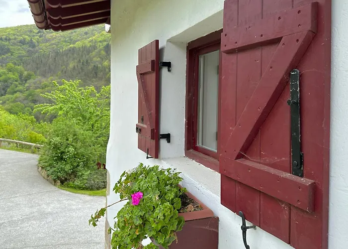 Rurales Aginaga Aparthotel