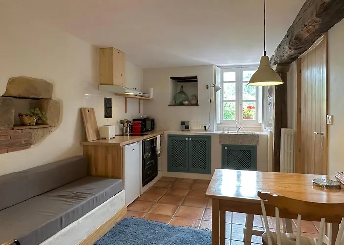 Rurales Aginaga 3* Irun