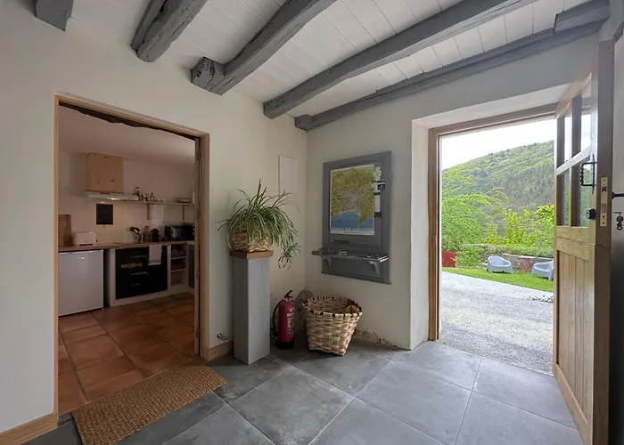 Aparthotel Rurales Aginaga 3*